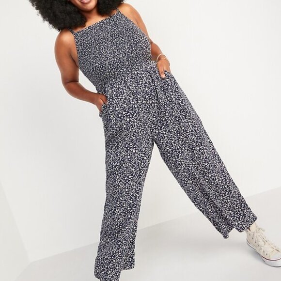 Old Navy Blue White Floral Smocked Cami Jumpsuit - Picture 1 of 8